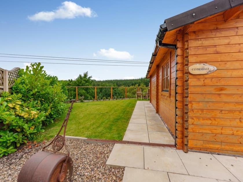 Lochinvar - Clydesdale Log Cabin With Hot Tub Airdrie Luaran gambar